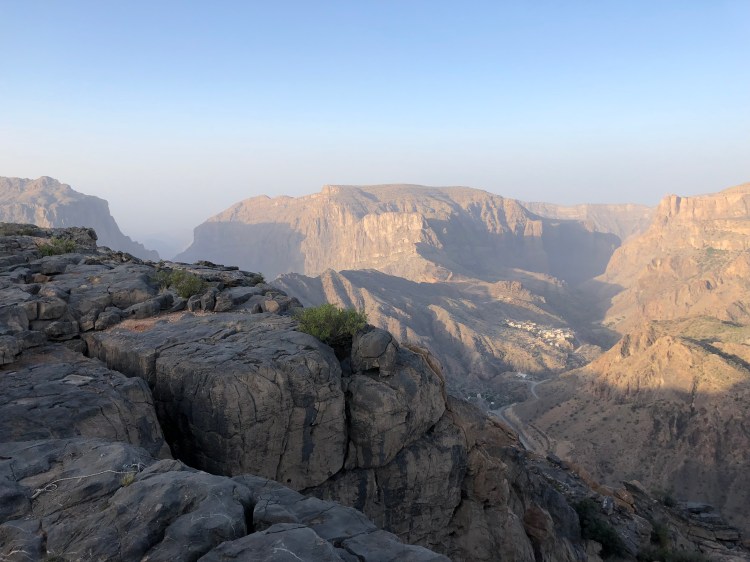 B5972AB0-4618-4E24-9DB1-934E73B5966B